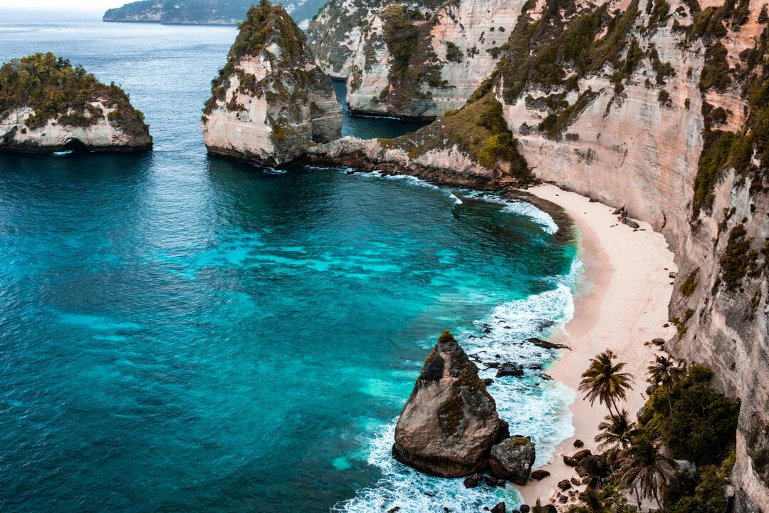 Enchanting Bali: A 7-Day Coastal and Island Retreat